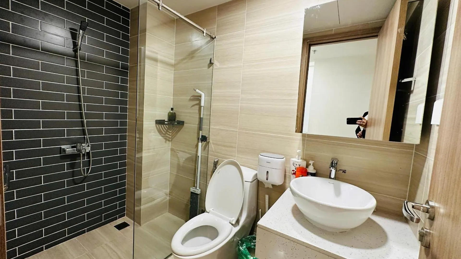 May Soho Saigon Serviced Apartment Ho Chi Minh City 0*,  Vietnam